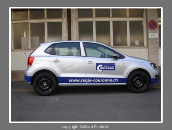 Image Pose d'autocollants sur v&eacute;hicule pour La Couronne - Pully / Vaud